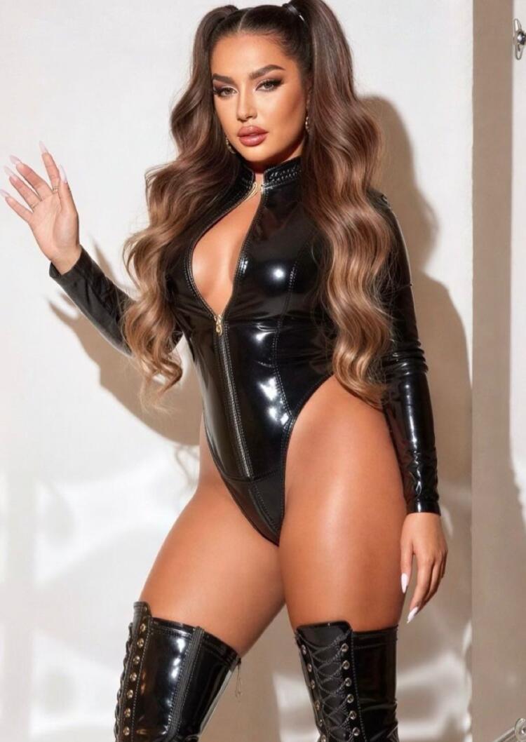 Gorgeous , young european blonde, Angelica. London Escort. LEI