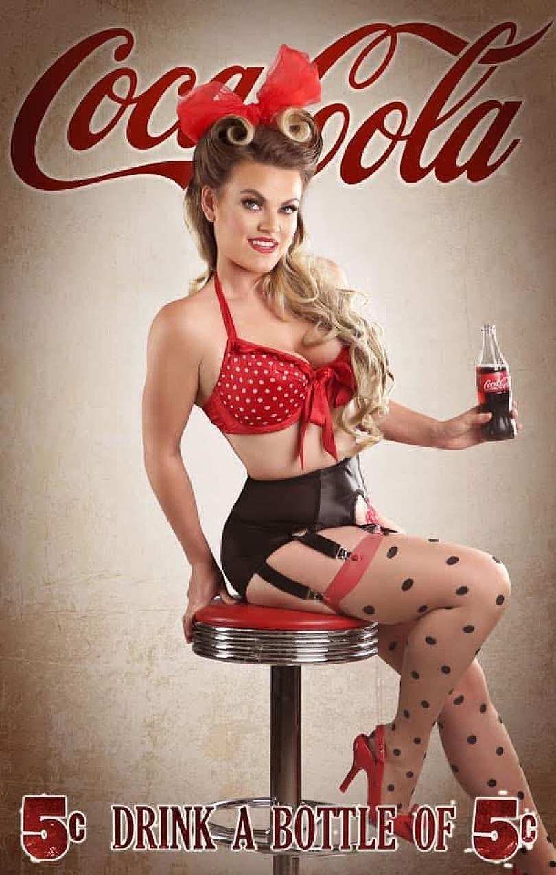 Penny - Super Bubbly English Lady in London