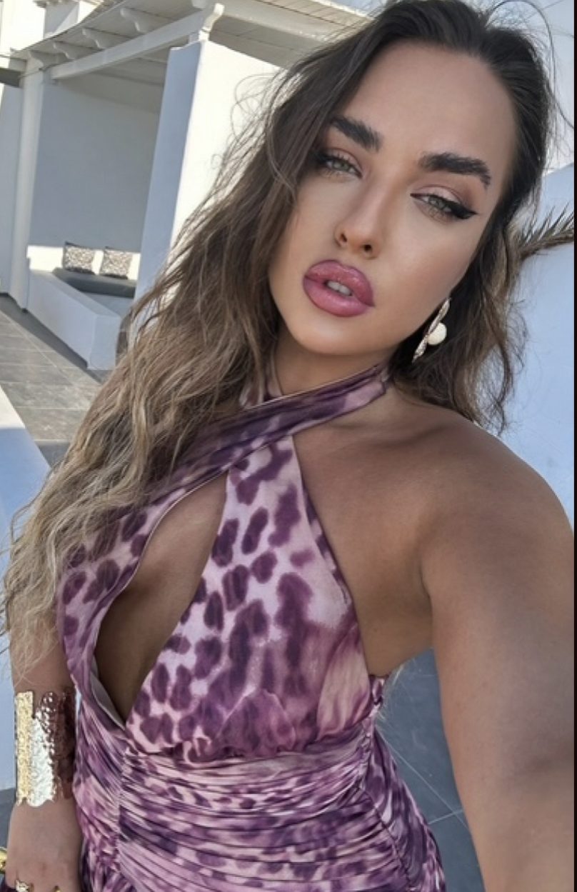 Angelica , elite escort in London, selfie